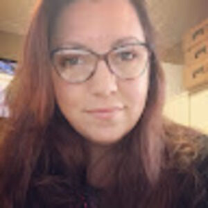 Meet your Posher, Stacy